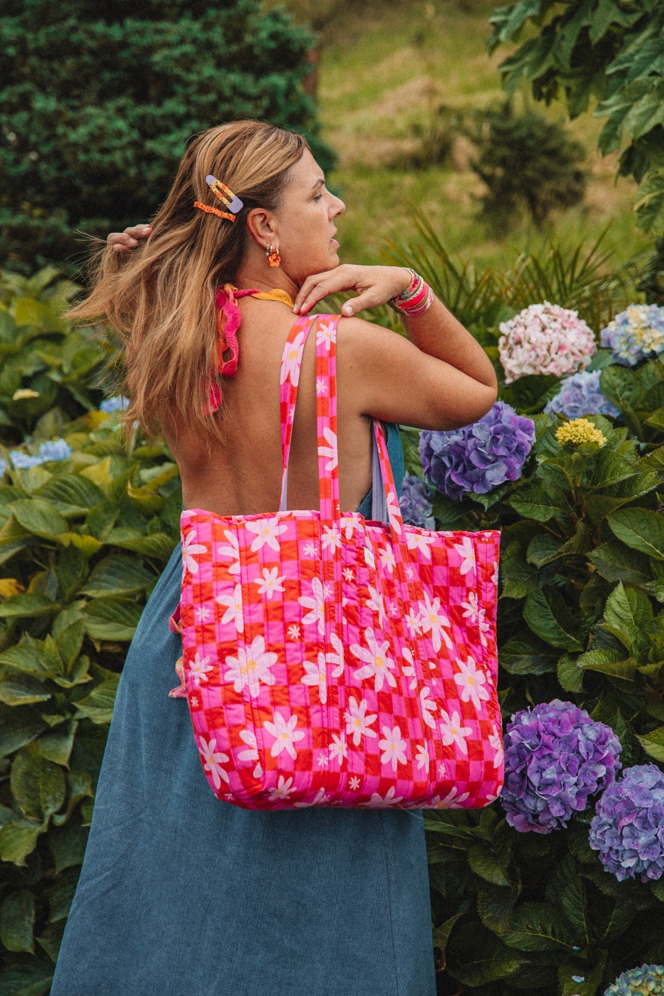 Bolso Acolchado Damero Floral